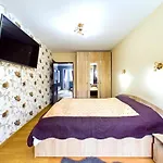 Toni\'S Place